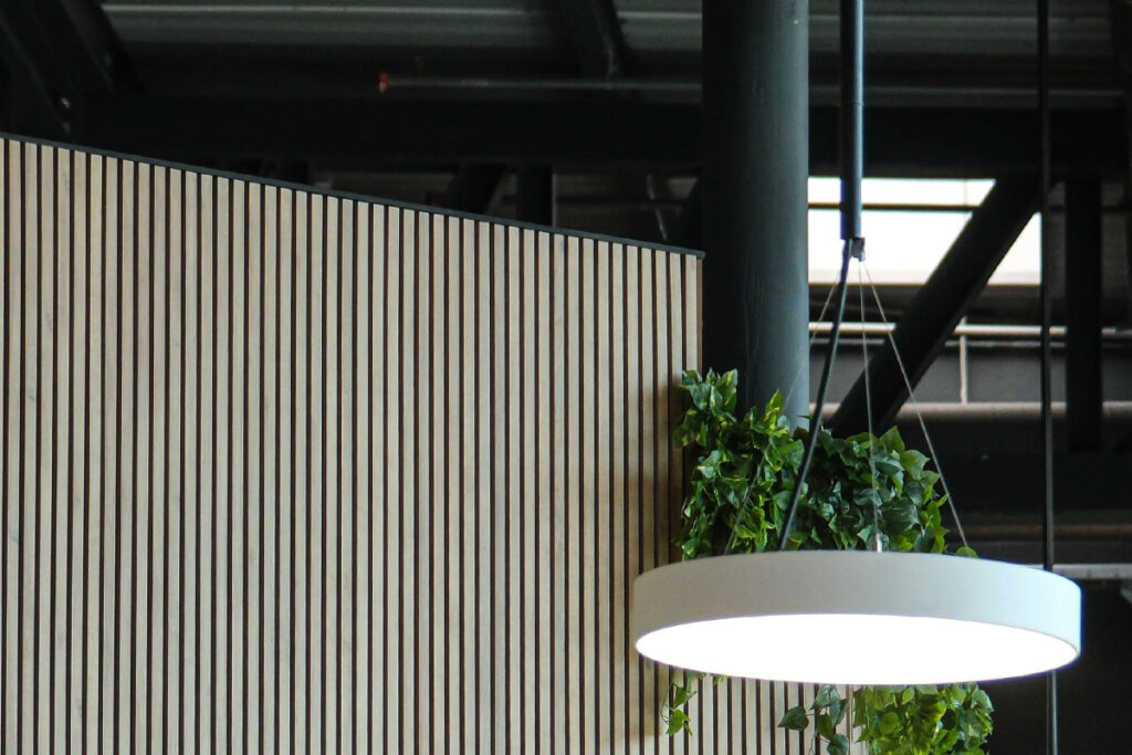 slats-wood-laminate